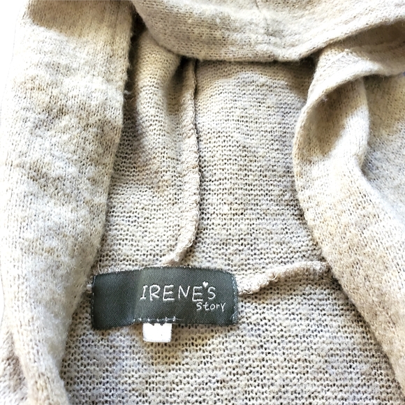 Hooded lite weight sweater short sleeve - Picture 2 of 2